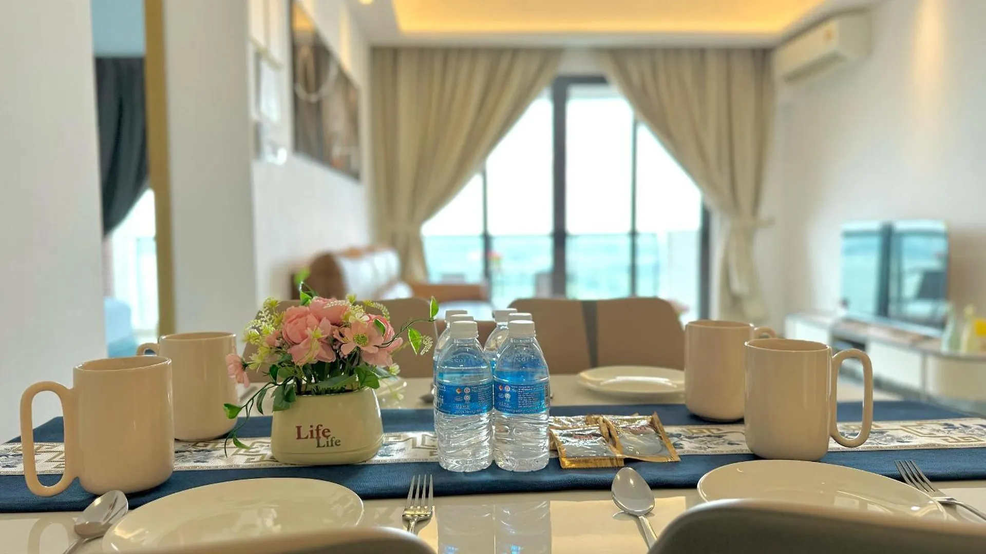 R&F Seine Region Apartment Johor Bahru 0*,